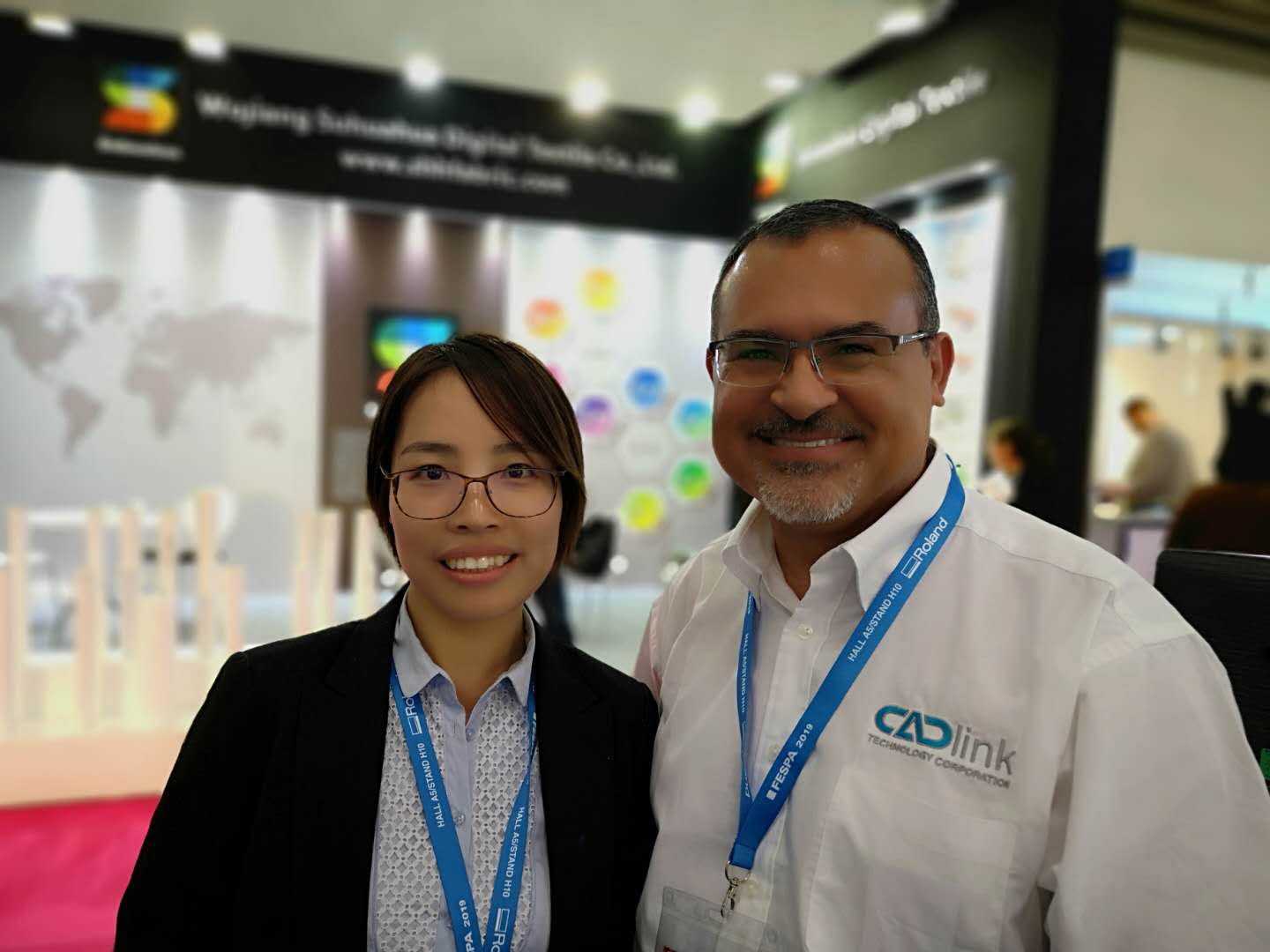 linkedin friend with Sophia