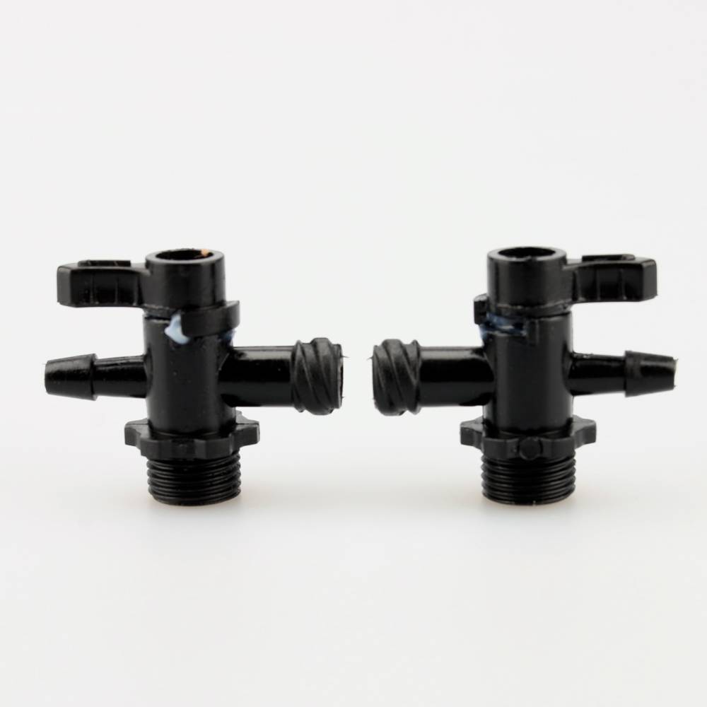 Plastic two-way valve for UV